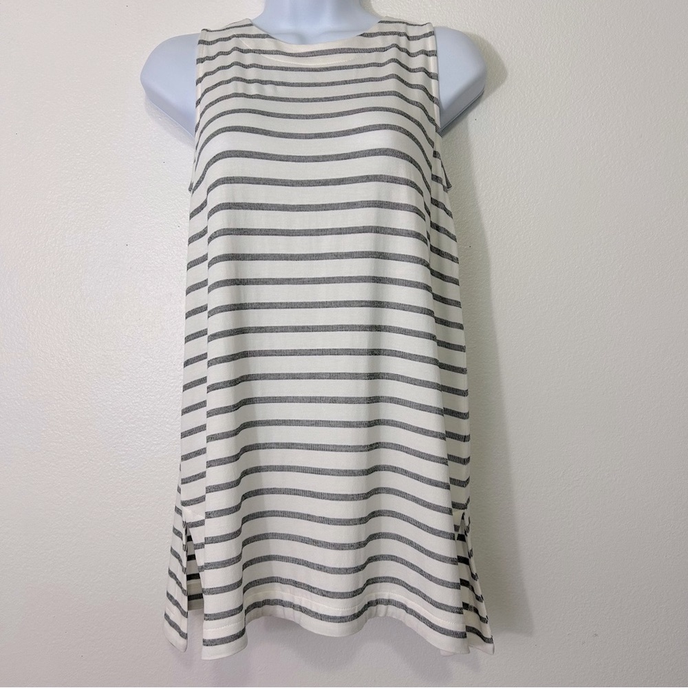 J.Jill Ladies Size XSmall NWT Cream Black Tank Top